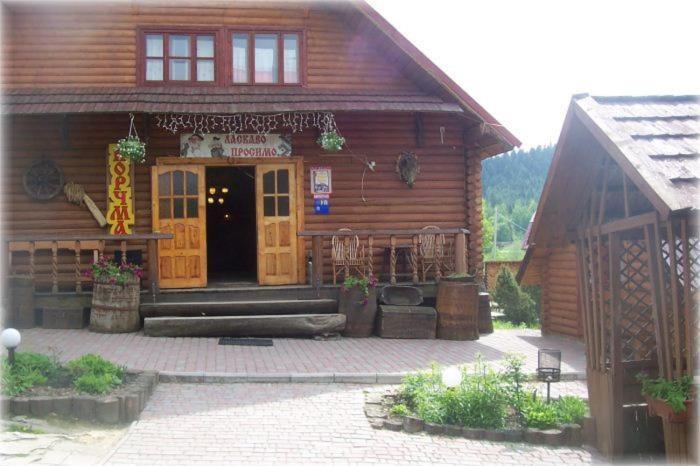 博弈基辅斯基酒店 Yasenitsa Zamkova 外观 照片