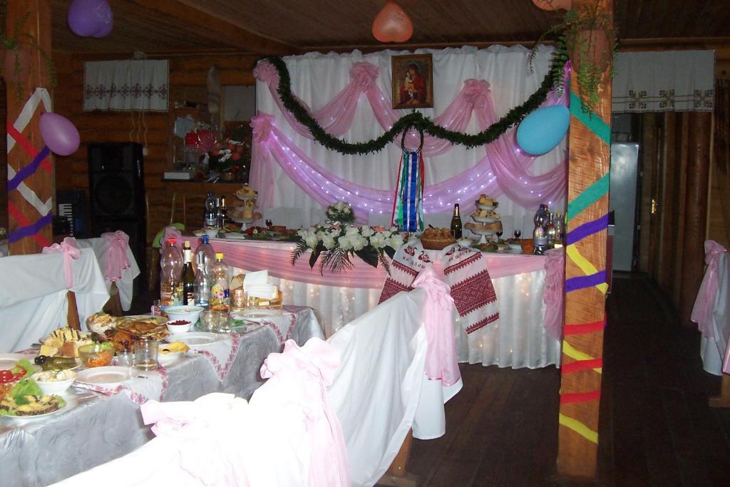 博弈基辅斯基酒店 Yasenitsa Zamkova 外观 照片